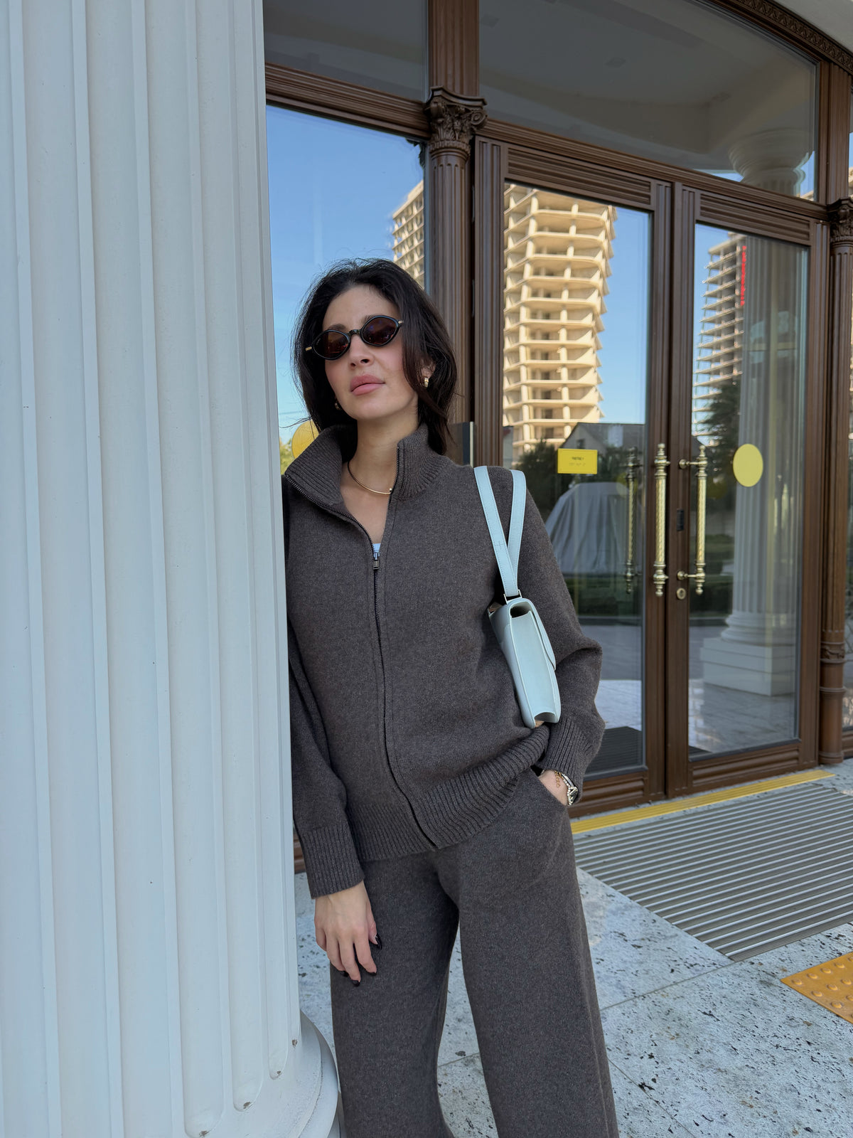 Костюм Cashmere шоколадний