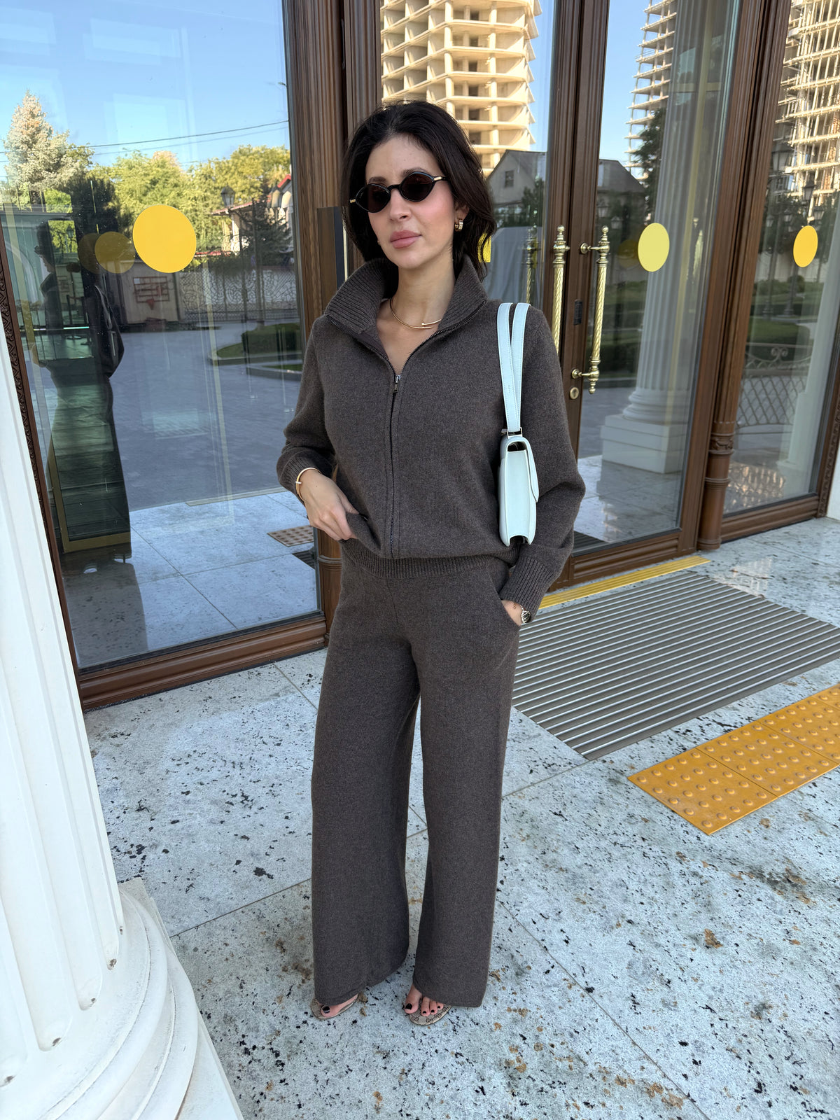 Костюм Cashmere шоколадний